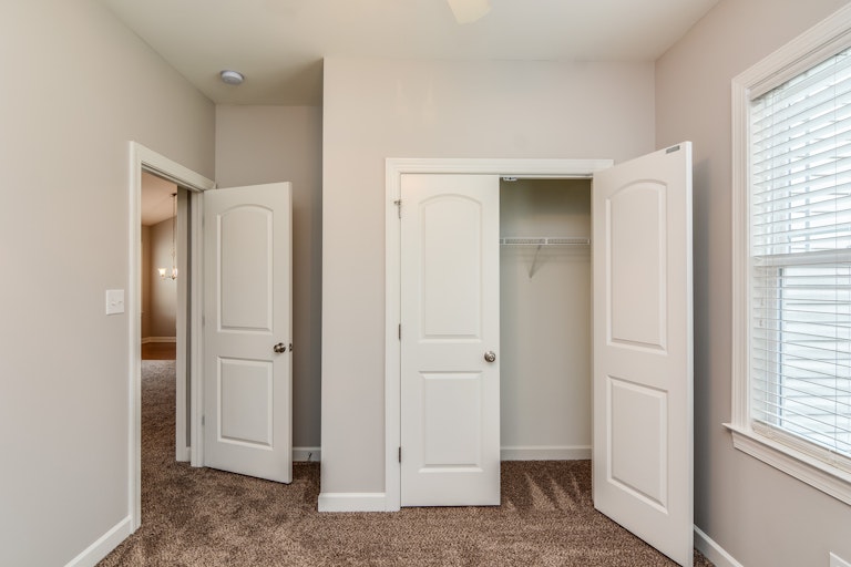 Photo 16 of 27 - 92 Poston Ct, Benson, NC 27504