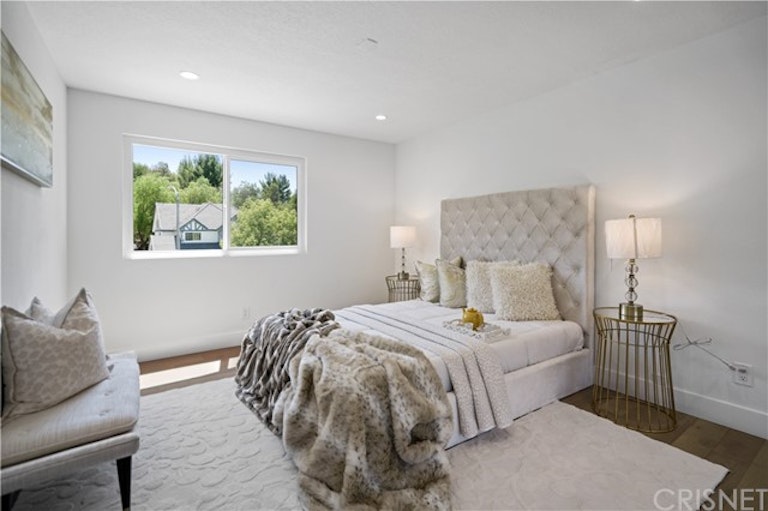 Photo 34 of 43 - 11905 Andasol Ave, Granada Hills, CA 91344