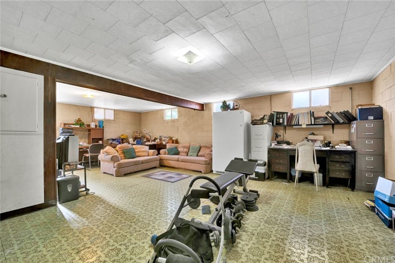 Photo 17 of 23 - 13401 Wheeler Pl, Santa Ana, CA 92705