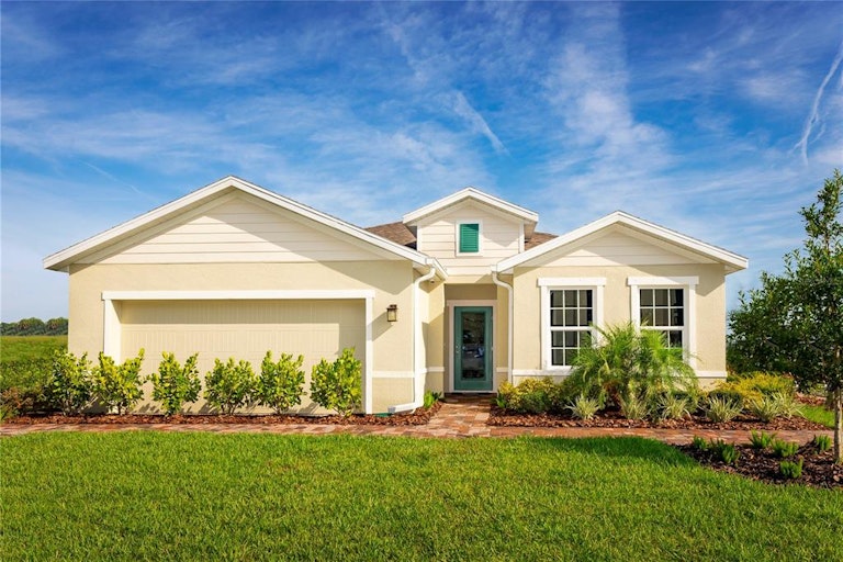 Photo 1 of 18 - 447 Winter Solstice Ln, Mount Dora, FL 32757