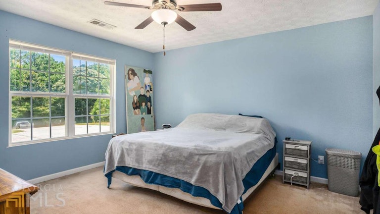 Photo 20 of 33 - 6732 Dorsett Shoals Rd, Douglasville, GA 30135
