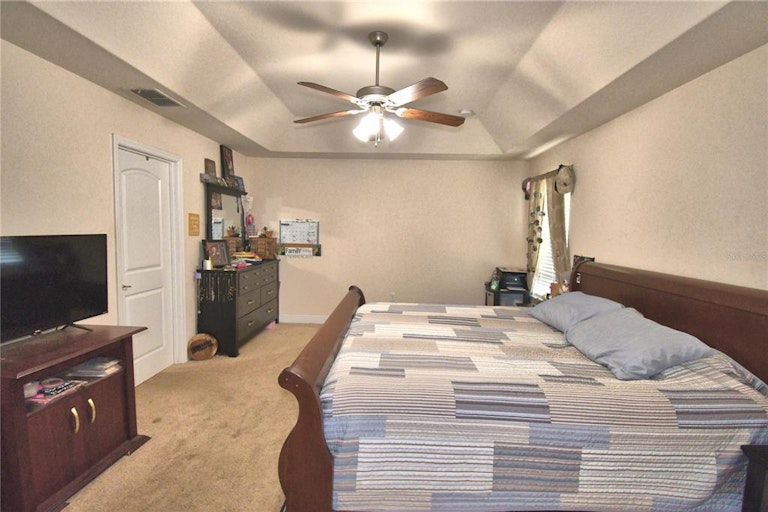 Photo 36 of 52 - 1593 Doves View Cir, Auburndale, FL 33823