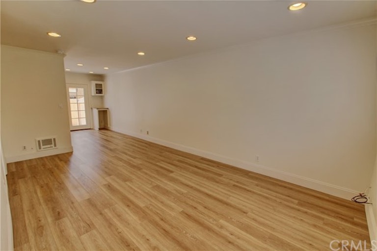 Photo 8 of 27 - 4902 Skipjack Dr #94, Huntington Beach, CA 92649