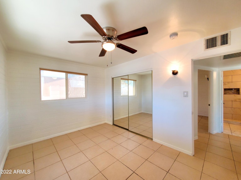 Photo 31 of 42 - 11122 W Connecticut Ave, Youngtown, AZ 85363