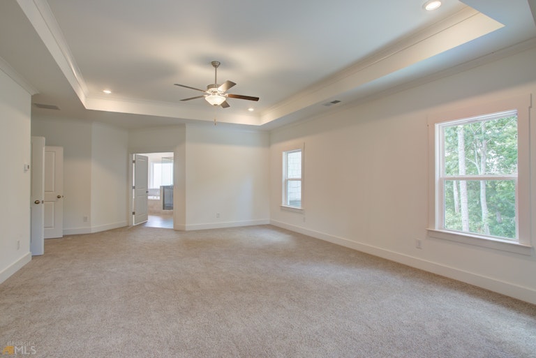 Photo 18 of 32 - 3001 Fairway Dr, Villa Rica, GA 30180