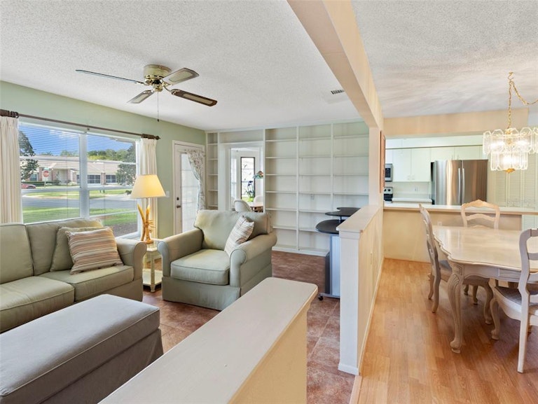 Photo 11 of 63 - 9041 Warwick Ln #9041, New Port Richey, FL 34655