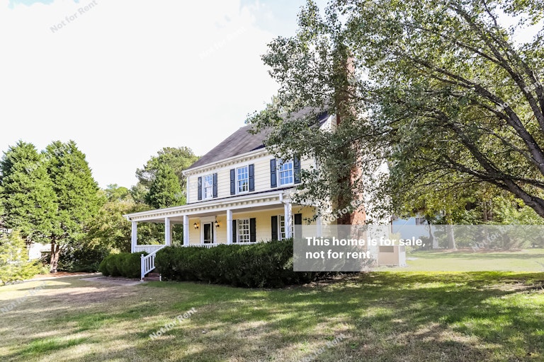 Photo 21 of 24 - 1716 Carrington Dr, Raleigh, NC 27615