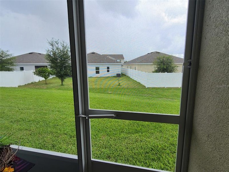 Photo 9 of 9 - 301 Primrose Dr, Davenport, FL 33837