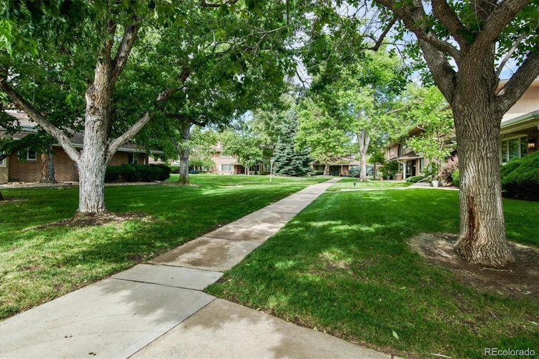 Photo 3 of 31 - 6959 E Girard Ave #1, Denver, CO 80224