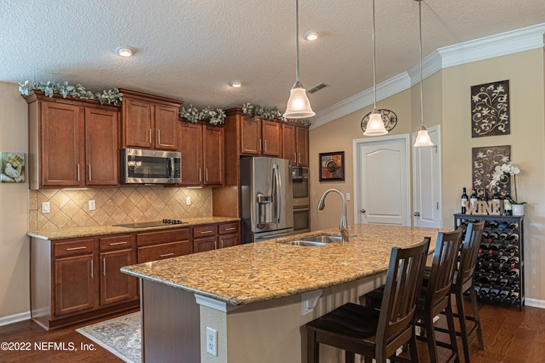 Photo 12 of 39 - 3695 Oglebay Dr, Green Cove Springs, FL 32043