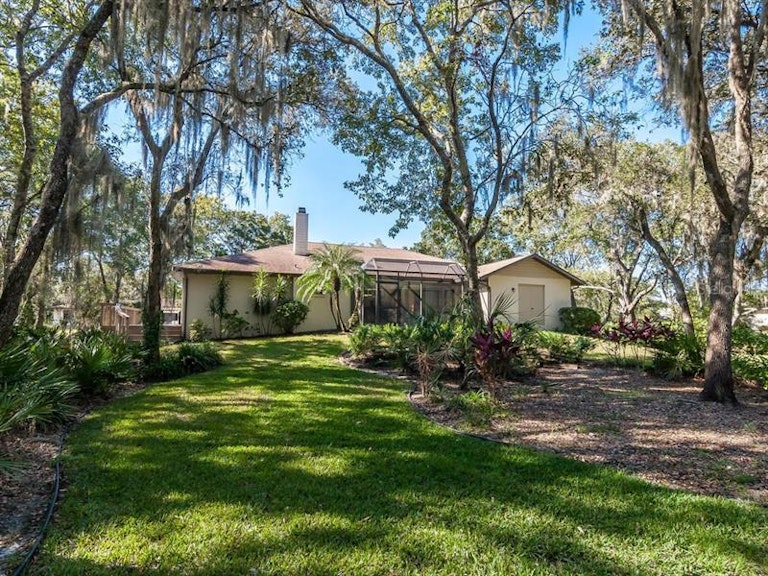 Photo 21 of 25 - 6079 Ravenwood Dr, Sarasota, FL 34243