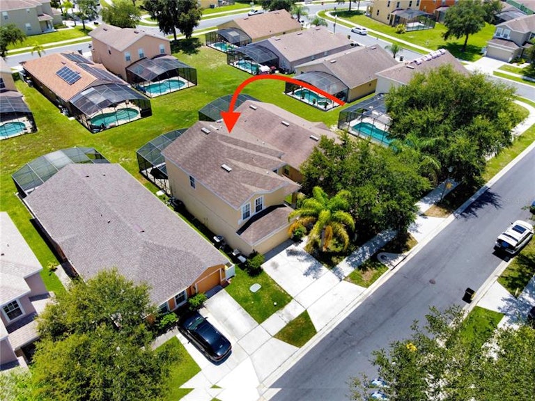 Photo 16 of 18 - 123 Blue Jay Way, Davenport, FL 33896