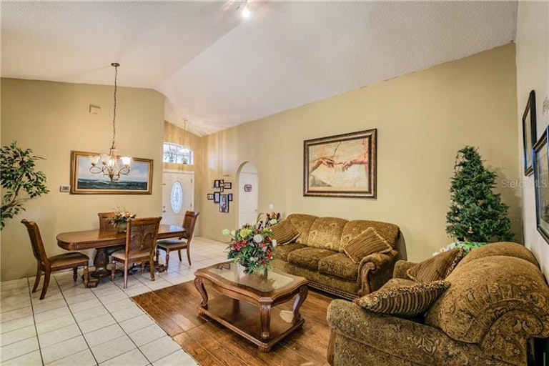 Photo 8 of 25 - 559 Tree Shore Dr, Orlando, FL 32825
