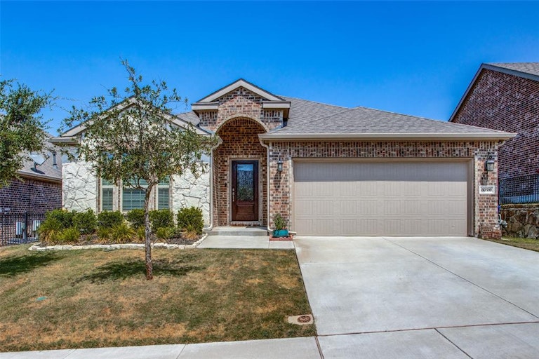 Photo 1 of 25 - 3720 Kendall, Melissa, TX 75454