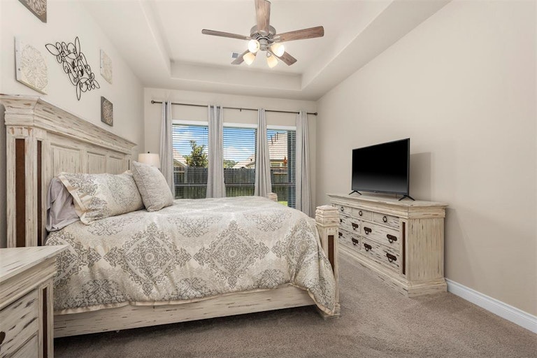 Photo 32 of 40 - 21426 Chestnut Rose Rd, Tomball, TX 77377