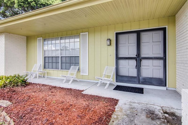 Photo 6 of 43 - 8806 Shenandoah Ln, Hudson, FL 34667