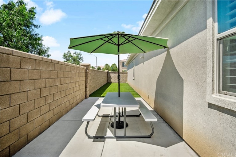Photo 21 of 24 - 30573 Arrow Leaf Ln, Murrieta, CA 92563