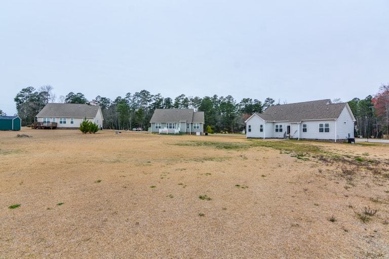 Photo 22 of 27 - 92 Poston Ct, Benson, NC 27504