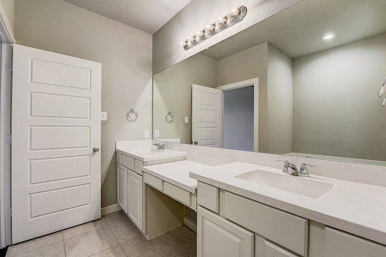 Photo 21 of 42 - 1316 Carlsbad Dr, Forney, TX 75126