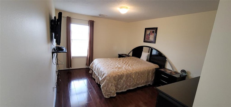 Photo 27 of 39 - 7315 W Meadow Ct, Richmond, TX 77407