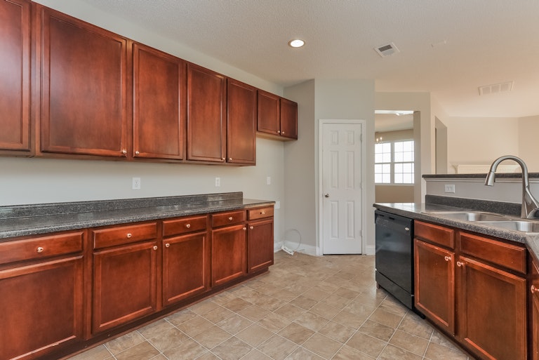 Photo 14 of 25 - 6114 Ricker Rd, Raleigh, NC 27610