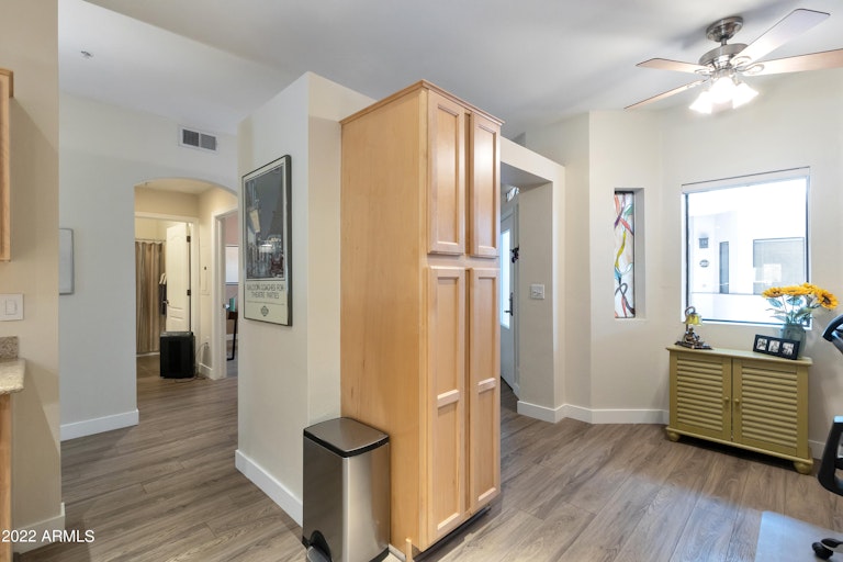 Photo 6 of 25 - 4525 N 22nd St #204, Phoenix, AZ 85016