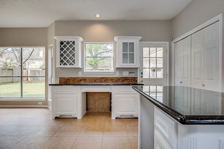 Photo 7 of 20 - 15122 Chetland Place Dr, Houston, TX 77095
