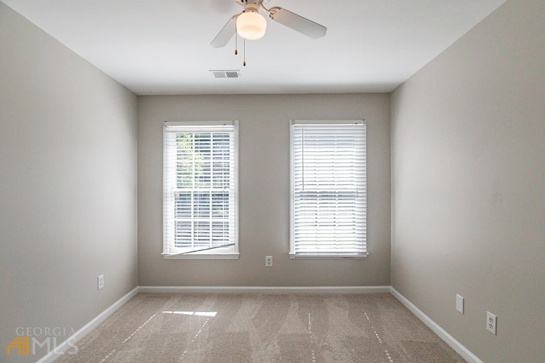 Photo 16 of 27 - 4292 Grand Oaks Dr NW, Kennesaw, GA 30144