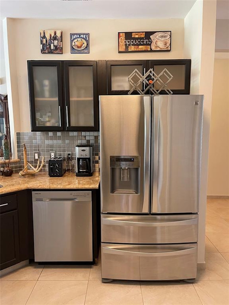 Photo 10 of 23 - 13811 River Keg Dr, Houston, TX 77083