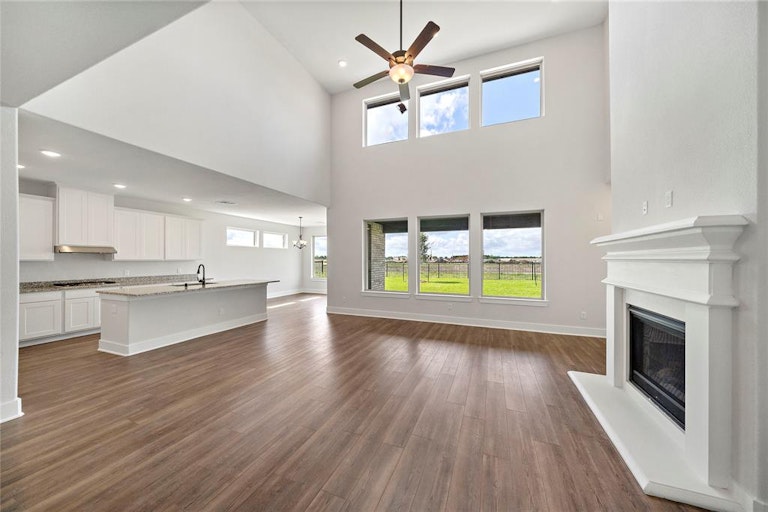 Photo 7 of 35 - 1610 Sequoia Run Dr, Rosharon, TX 77583