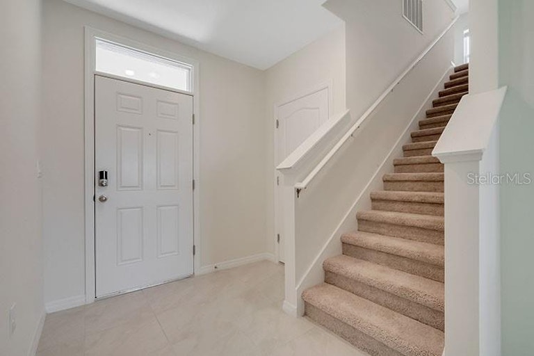 Photo 19 of 19 - 2585 Shamrock St, Tavares, FL 32778