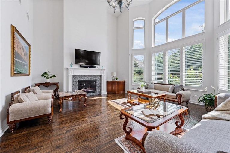 Photo 9 of 39 - 6809 Schubert, Colleyville, TX 76034
