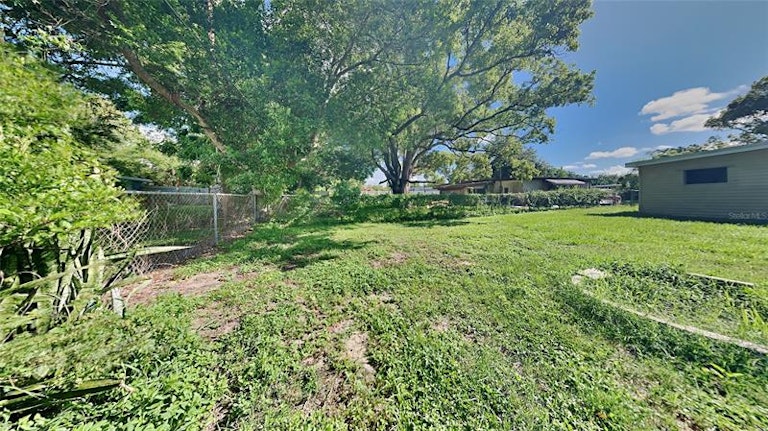 Photo 11 of 13 - 4124 Fairford Dr, New Port Richey, FL 34652