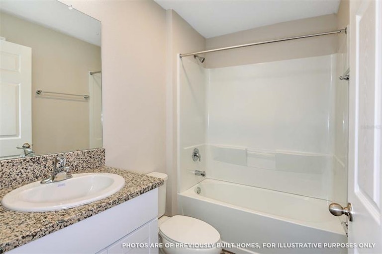 Photo 14 of 17 - 1483 Axel Cir, Winter Haven, FL 33880