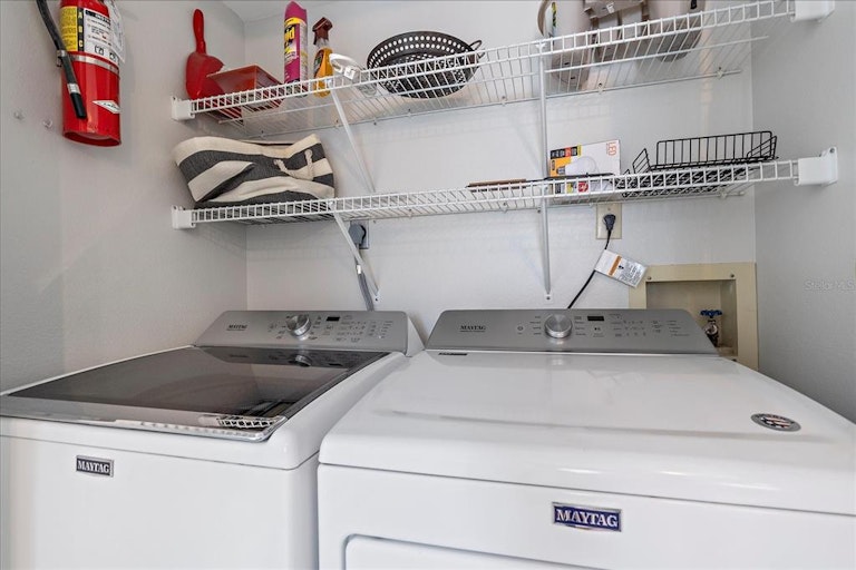 Photo 27 of 44 - 1360 Siesta Bayside Dr #1360-D, Sarasota, FL 34242