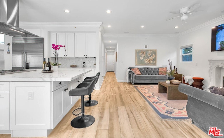 Photo 23 of 54 - 14826 Otsego St, Sherman Oaks, CA 91403