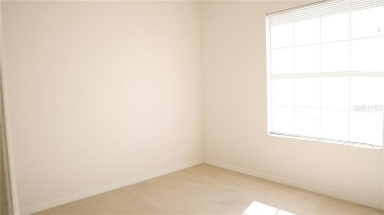 Photo 6 of 19 - 5841 Mariposa Cove Ln, Orlando, FL 32822