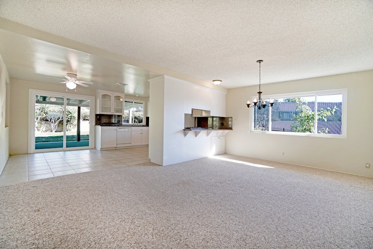 Photo 2 of 17 - 25118 Jaclyn Ave, Moreno Valley, CA 92557