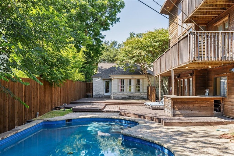 Photo 2 of 36 - 6162 Prospect Ave, Dallas, TX 75214