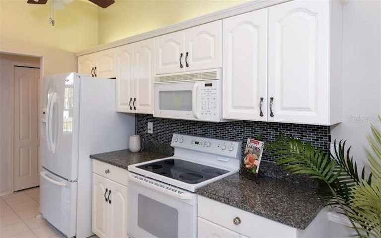 Photo 18 of 25 - 6802 Brookhaven Pl, Bradenton, FL 34203