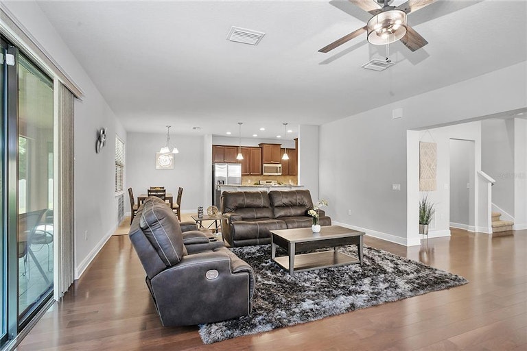 Photo 6 of 53 - 15256 Anguilla Isle Ave, Tampa, FL 33647