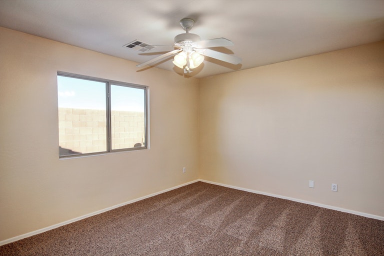 Photo 12 of 23 - 1727 S 155th Ln, Goodyear, AZ 85338