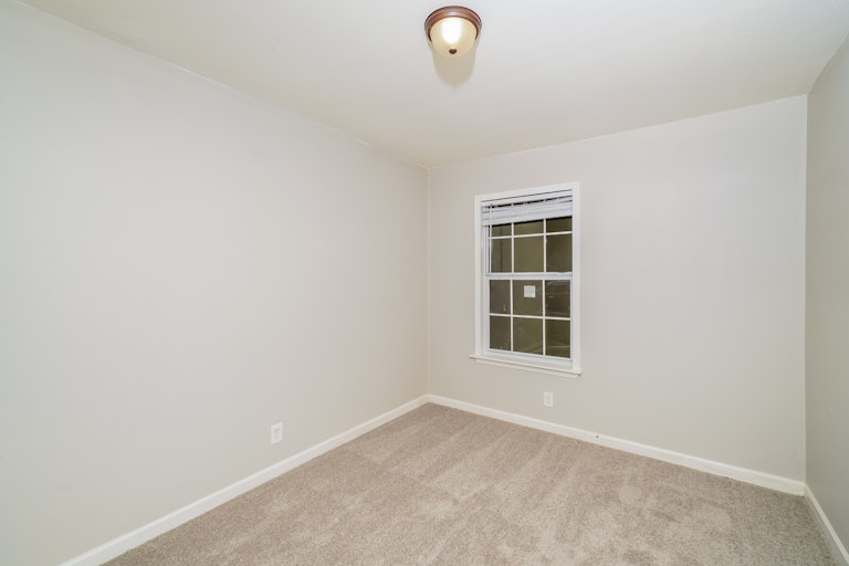 Photo 19 of 25 - 7115 Glen Trl, San Antonio, TX 78239