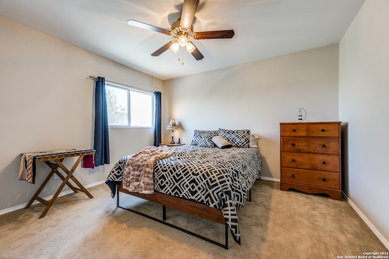 Photo 15 of 25 - 3630 Crimson Star, San Antonio, TX 78261