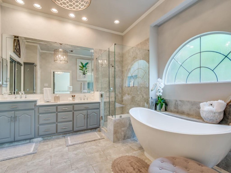 Photo 24 of 36 - 6205 Wittmore Pl, Plano, TX 75093