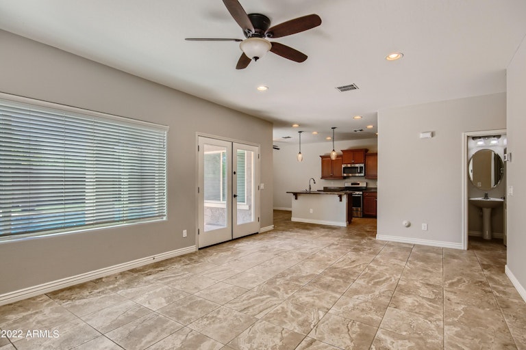 Photo 7 of 28 - 2773 E Runaway Bay Pl, Gilbert, AZ 85298