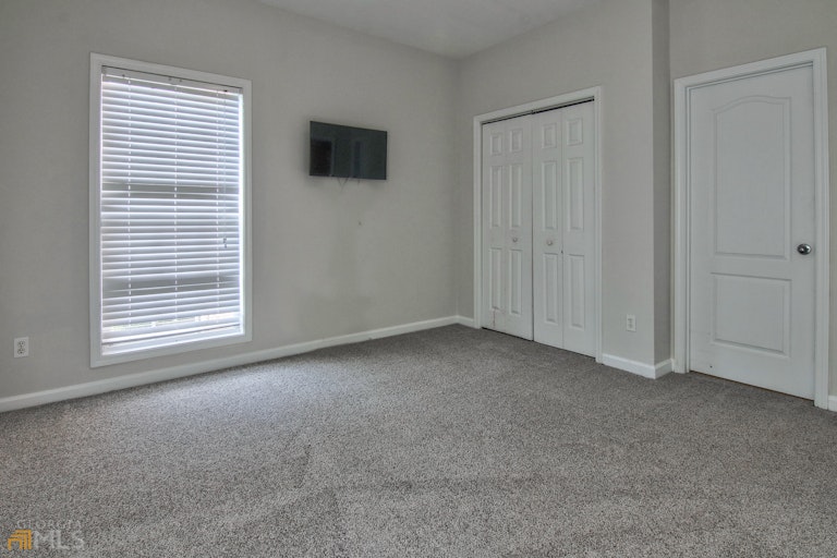 Photo 34 of 48 - 60 Providence Dr, Covington, GA 30016