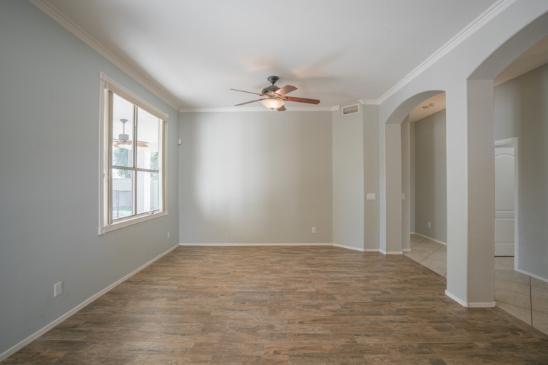 Photo 9 of 29 - 6509 W Piute Ave, Glendale, AZ 85308