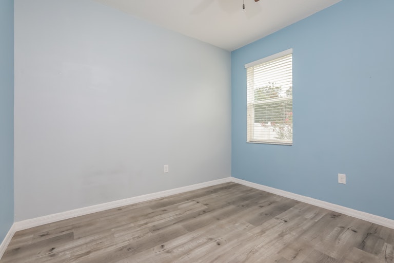 Photo 15 of 26 - 1392 Merion Dr, Mount Dora, FL 32757