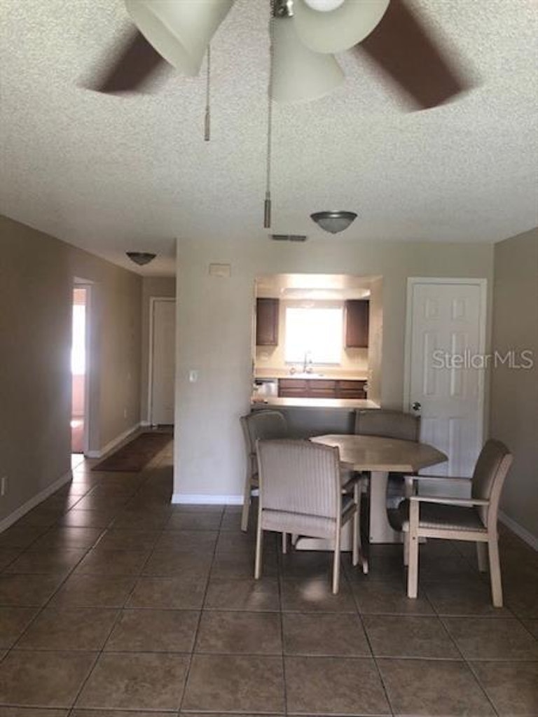 Photo 7 of 27 - 6301 58th St N #606, Pinellas Park, FL 33781
